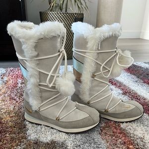 Nike Women Winter Boots
